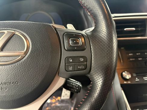 Used 2018 Lexus IS 300 AWD image 18