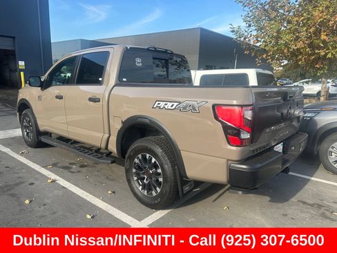 Used 2023 Nissan Titan PRO-4X w/ Pro-4x Convenience Package AWD/4WD image 6