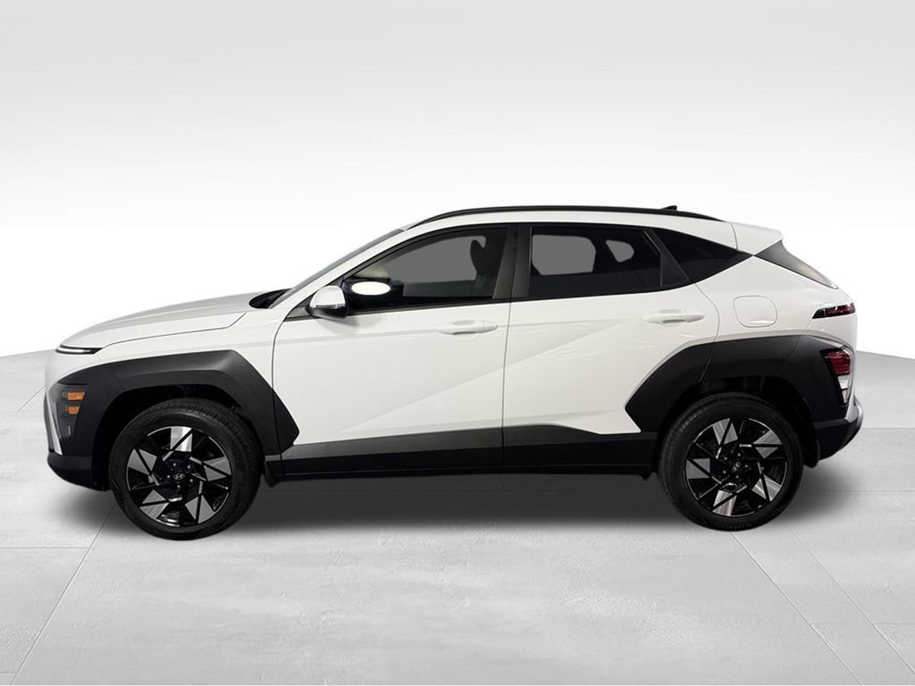 Used 2025 Hyundai Kona SEL AWD/4WD image 6