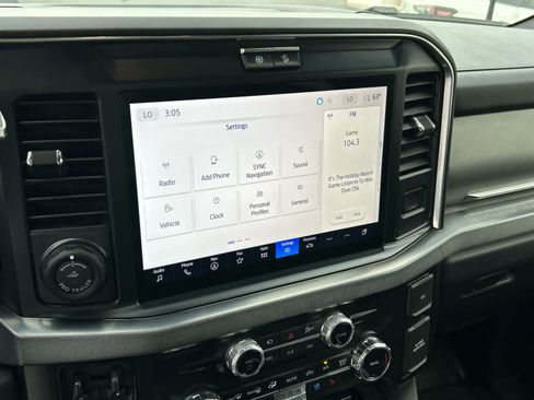 Certified 2025 Ford F350 Platinum w/ FX4 Off-Road Package image 36