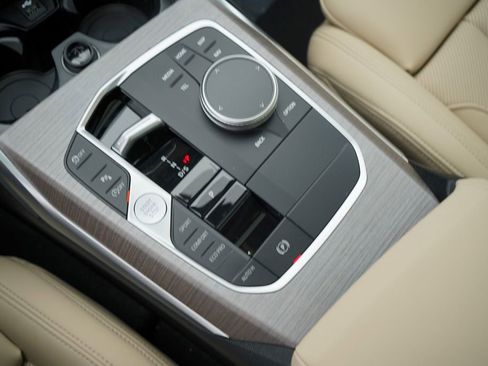 New 2026 BMW 330i Sedan w/ Premium Package image 19