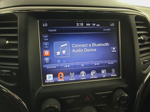 Used 2017 Jeep Grand Cherokee Altitude AWD/4WD image 24