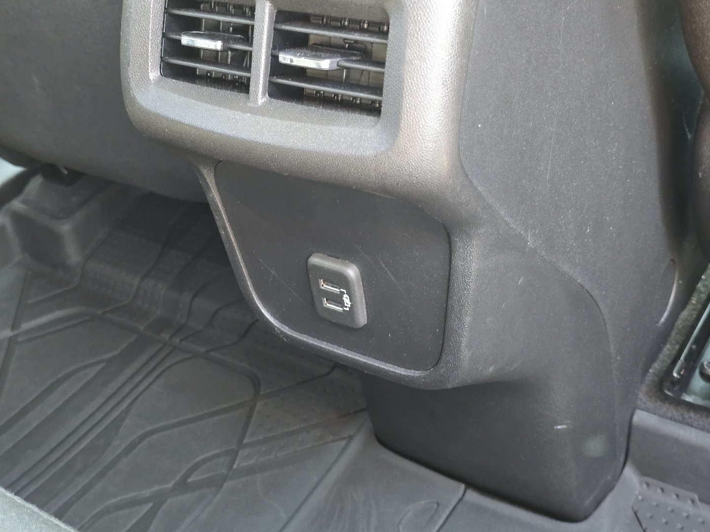 Used 2021 Chevrolet Equinox LT FWD image 27