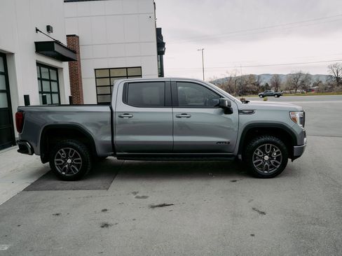 Used 2021 GMC Sierra 1500 AT4 w/ AT4 Premium Package image 5