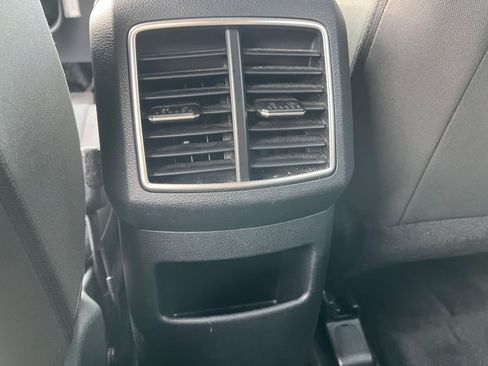 Used 2024 Kia Sportage LX image 23