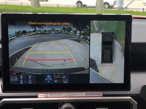 Certified 2026 Toyota 4Runner Limited AWD/4WD image 25