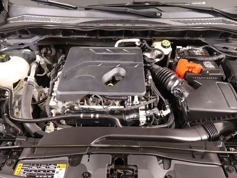 Used 2020 Ford Escape SEL image 21