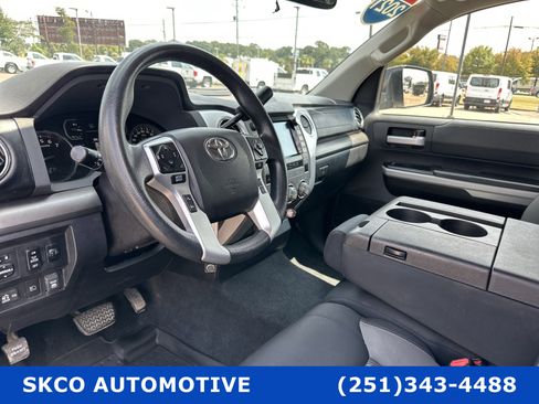 Used 2021 Toyota Tundra SR5 image 19