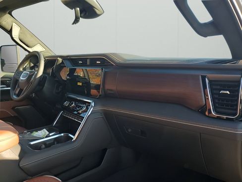 New 2026 GMC Sierra 3500 Denali Ultimate image 13