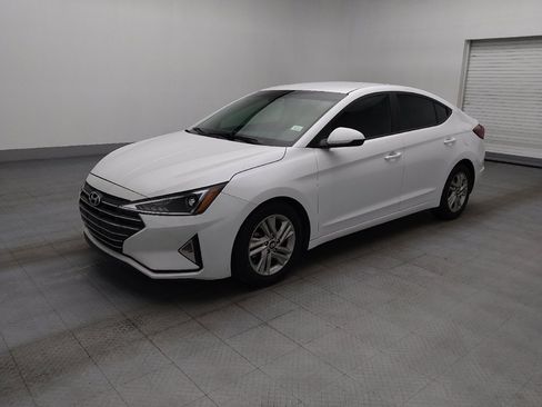 Used 2019 Hyundai Elantra SEL FWD image 2