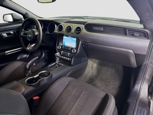 Used 2018 Ford Mustang Coupe w/ Equipment Group 101A image 28