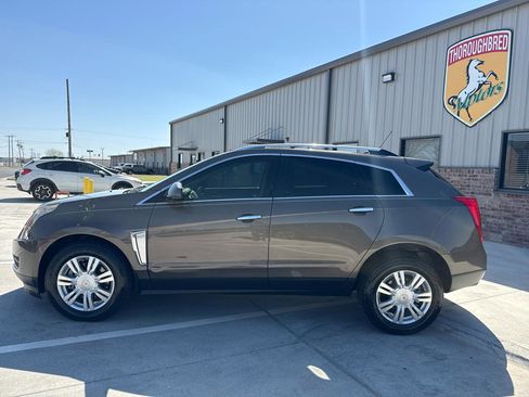Used 2015 Cadillac SRX Luxury image 17
