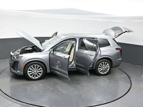 Certified 2024 Cadillac XT6 Premium Luxury w/ Technology Package AWD/4WD image 44