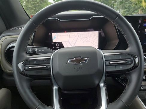 Used 2023 Chevrolet Colorado ZR2 w/ LPO, Tailgate Decal Package image 10