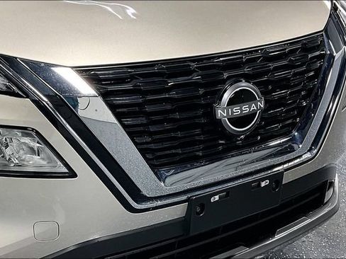 Used 2023 Nissan Rogue SL AWD/4WD image 29