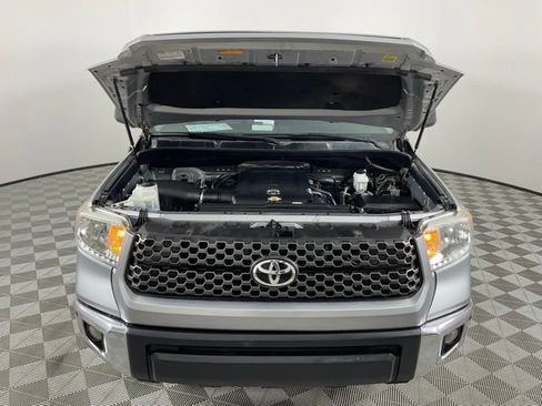 Used 2017 Toyota Tundra SR5 w/ SR5 Upgrade Package RWD image 12