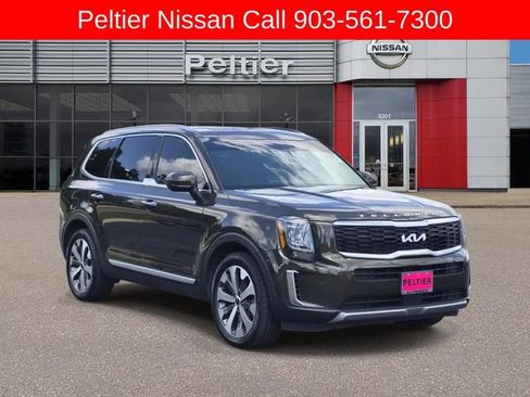 Used 2022 Kia Telluride S AWD/4WD image 1
