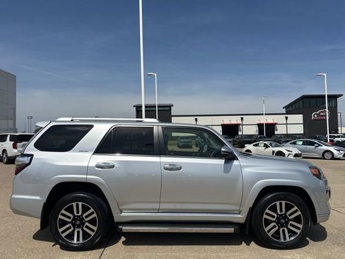 Certified 2019 Toyota 4Runner Limited image 3