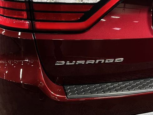 Certified 2023 Dodge Durango SXT image 27