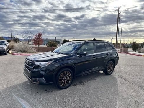 Used 2025 Subaru Forester Sport image 7
