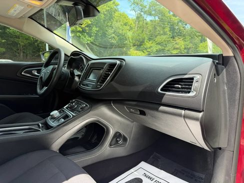 Used 2015 Chrysler 200 Limited FWD image 14