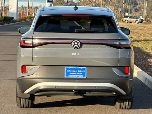 New 2026 Volkswagen ID.4 Pro S Plus AWD/4WD image 4