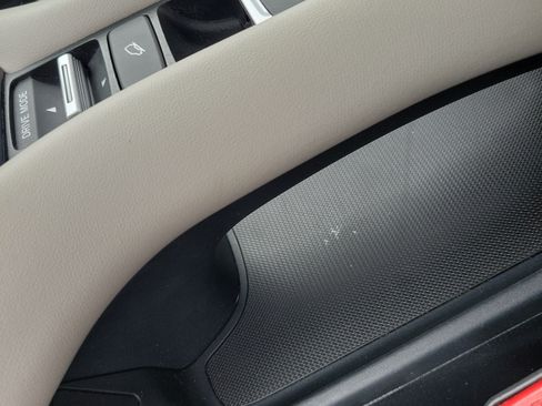 Used 2024 Honda HR-V LX image 30