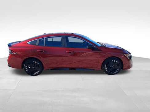 New 2026 Nissan Sentra SR w/ SR Premium Package FWD image 7