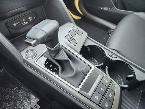 New 2026 Kia Sportage SX image 15