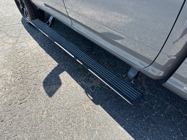 New 2026 RAM 2500 Laramie AWD/4WD image 23