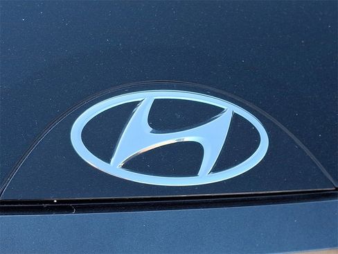 Used 2022 Hyundai Tucson SEL image 28