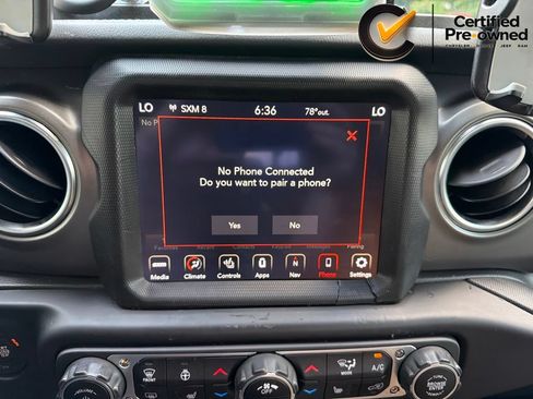 Certified 2023 Jeep Gladiator Rubicon w/ Cold Weather Group AWD/4WD image 94