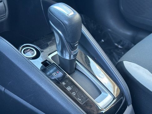 Used 2020 Nissan Versa SV image 16