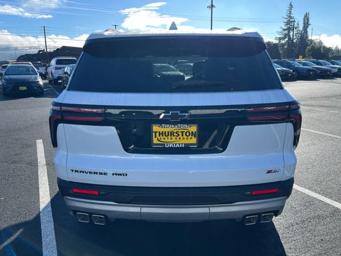 New 2026 Chevrolet Traverse Z71 w/ Enhanced Driving Package image 7