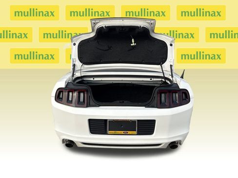 Used 2013 Ford Mustang Premium image 27