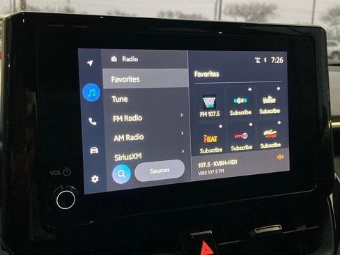 Certified 2025 Toyota Corolla SE image 21