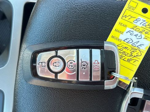 Used 2024 Ford Edge Titanium w/ Equipment Group 301A AWD/4WD image 39