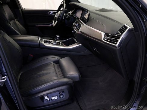 Used 2022 BMW X5 xDrive40i w/ M Sport Package image 38