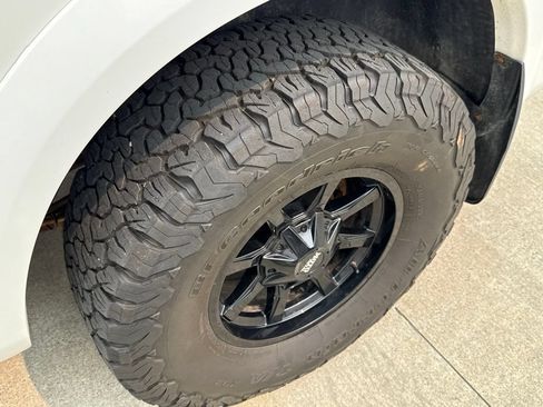 Used 2018 RAM 1500 Laramie w/ Convenience Group AWD/4WD image 50