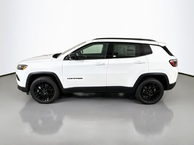 New 2026 Jeep Compass Latitude AWD/4WD image 4
