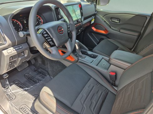 New 2026 Nissan Frontier Pro-X w/ Pro-X Convenience Package RWD image 18