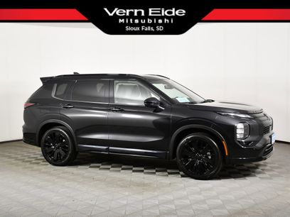 New 2026 Mitsubishi Outlander SEL Black Edition