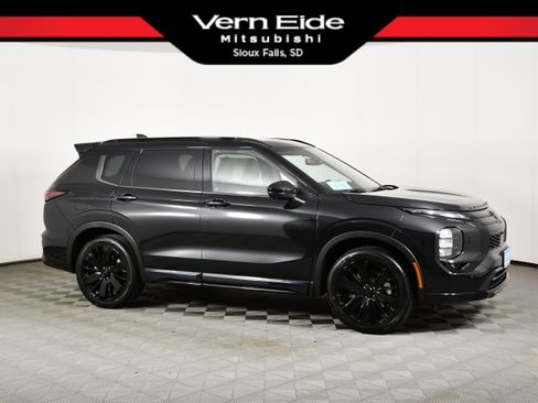 New 2026 Mitsubishi Outlander SEL Black Edition AWD/4WD image 1