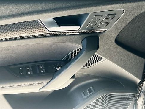 Used 2024 Audi SQ5 Premium Plus w/ Premium Plus Package image 12