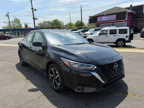 Used 2024 Nissan Sentra SV FWD image 4