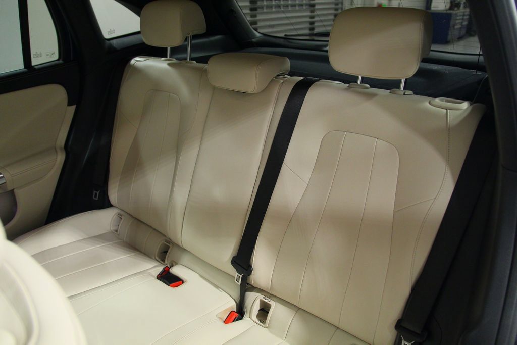 Certified 2021 Mercedes-Benz GLA 250 image 30
