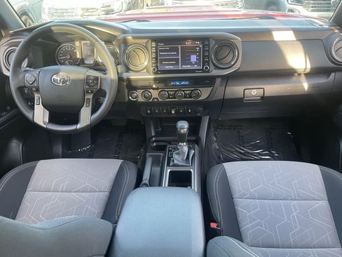 Used 2023 Toyota Tacoma TRD Sport image 14