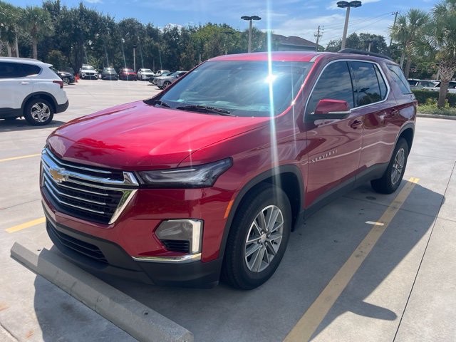 Used 2023 Chevrolet Traverse LT FWD image 1