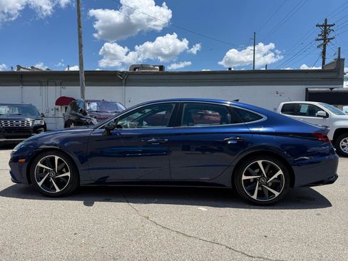 Used 2022 Hyundai Sonata SEL Plus w/ Cargo Package FWD image 3