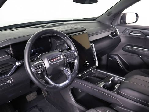 Used 2025 GMC Acadia Elevation AWD/4WD image 30